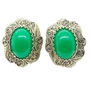Vintage Silver Plated & Jadeit or Chrysoprase Screw Back Earrings